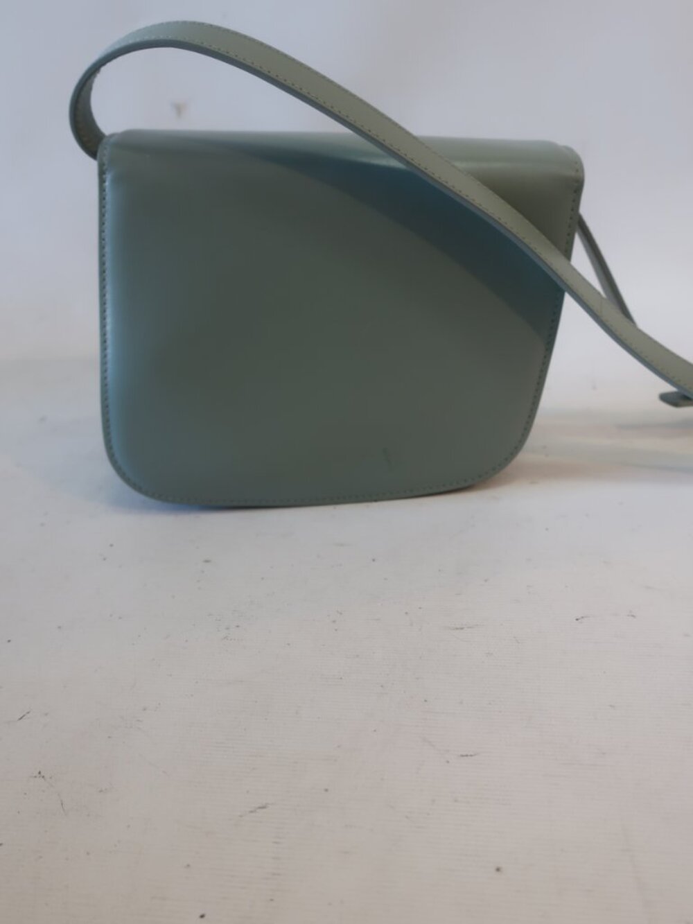 Women Ferragamo Fiamma Leather Light Green Shoulder Bag - Picture 6 of 12